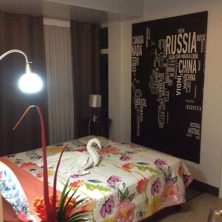 Condo At Parkside Villas Across The Airport Manila Bagian luar foto